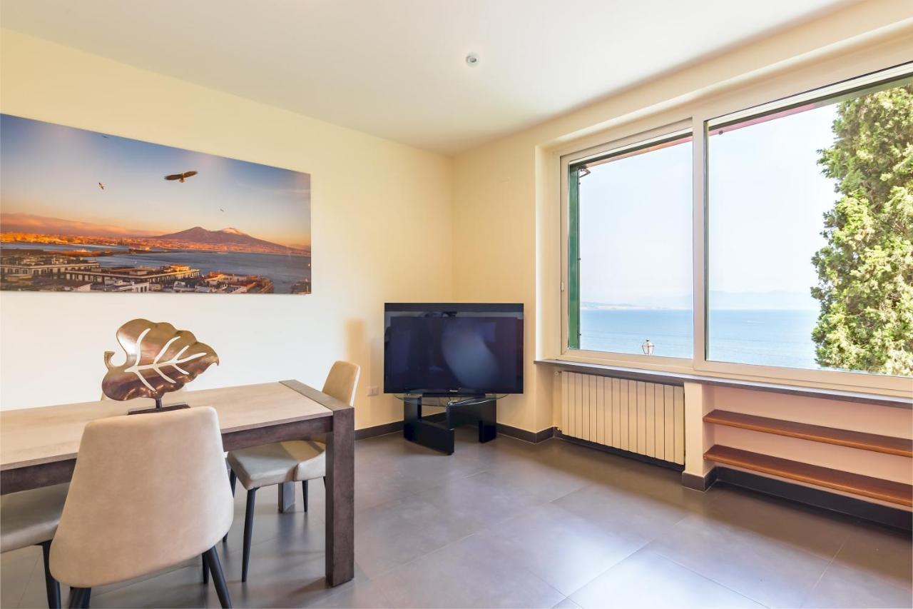 Villa Dolcevita With Parking By Napoliapartments Экстерьер фото